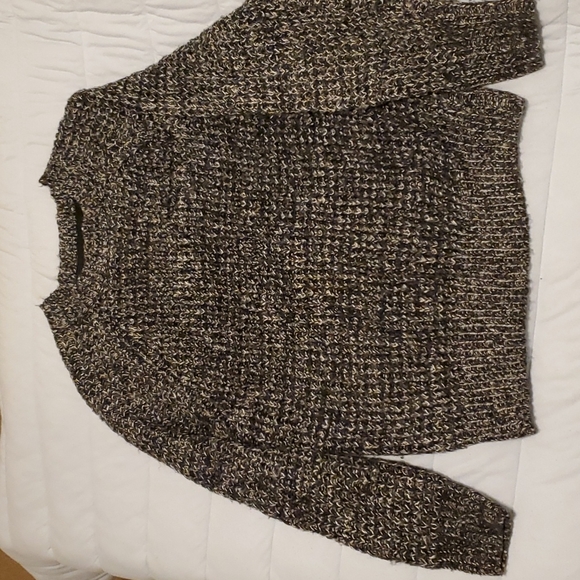 Forever 21 knit grey sweater - Picture 1 of 7